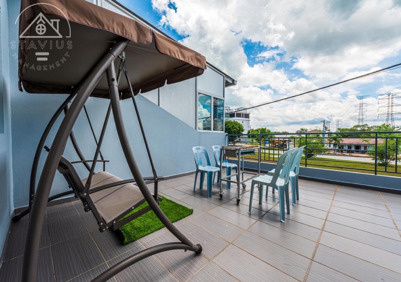 Port Dickson 14Pax 4Br Double Storey House Bagian luar foto